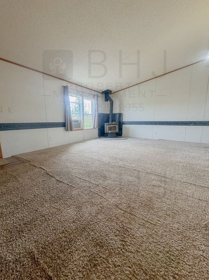 160 Upper Prairie Dog Rd - Photo 2 of 34