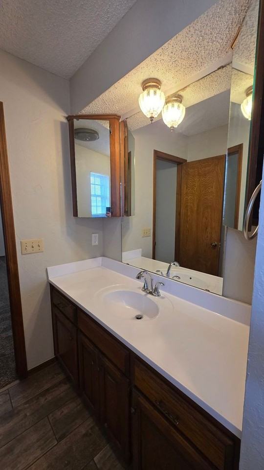 8000 Nw 31st Ter - Photo 6 of 27