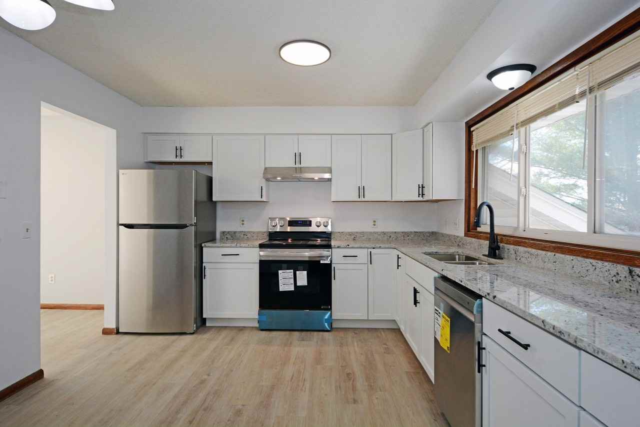 7305 Bagpipe Blvd - Photo 2 of 16