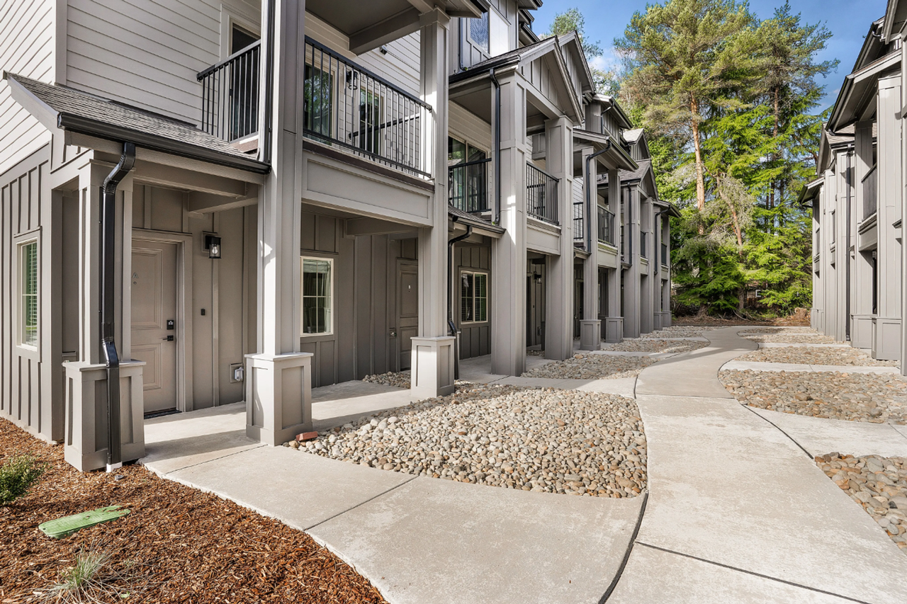 The Vicara Apartments & Townhomes - Photo 3 of 50