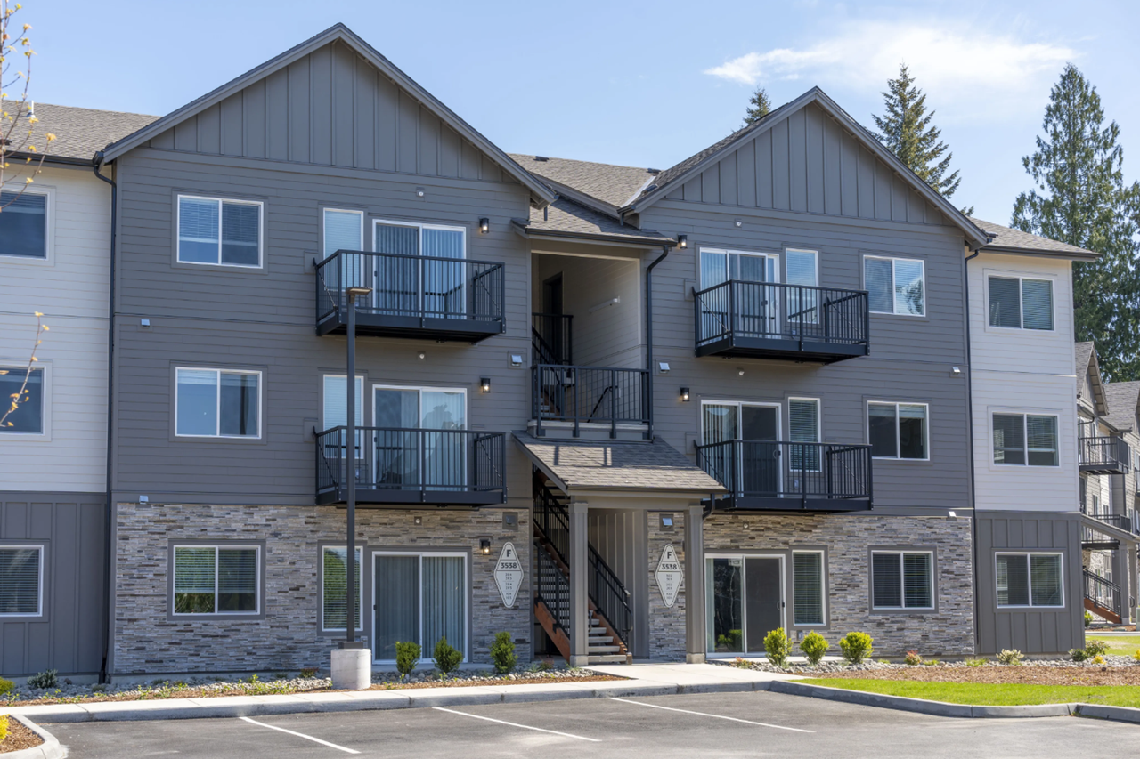 The Vicara Apartments & Townhomes - Photo 6 of 50