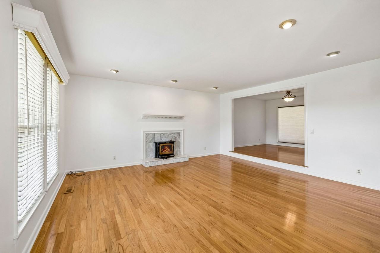 715 High Point Ridge Rd - Photo 7 of 44