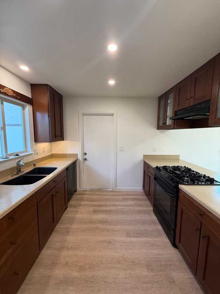 420 Anson Ave - Photo 5 of 18