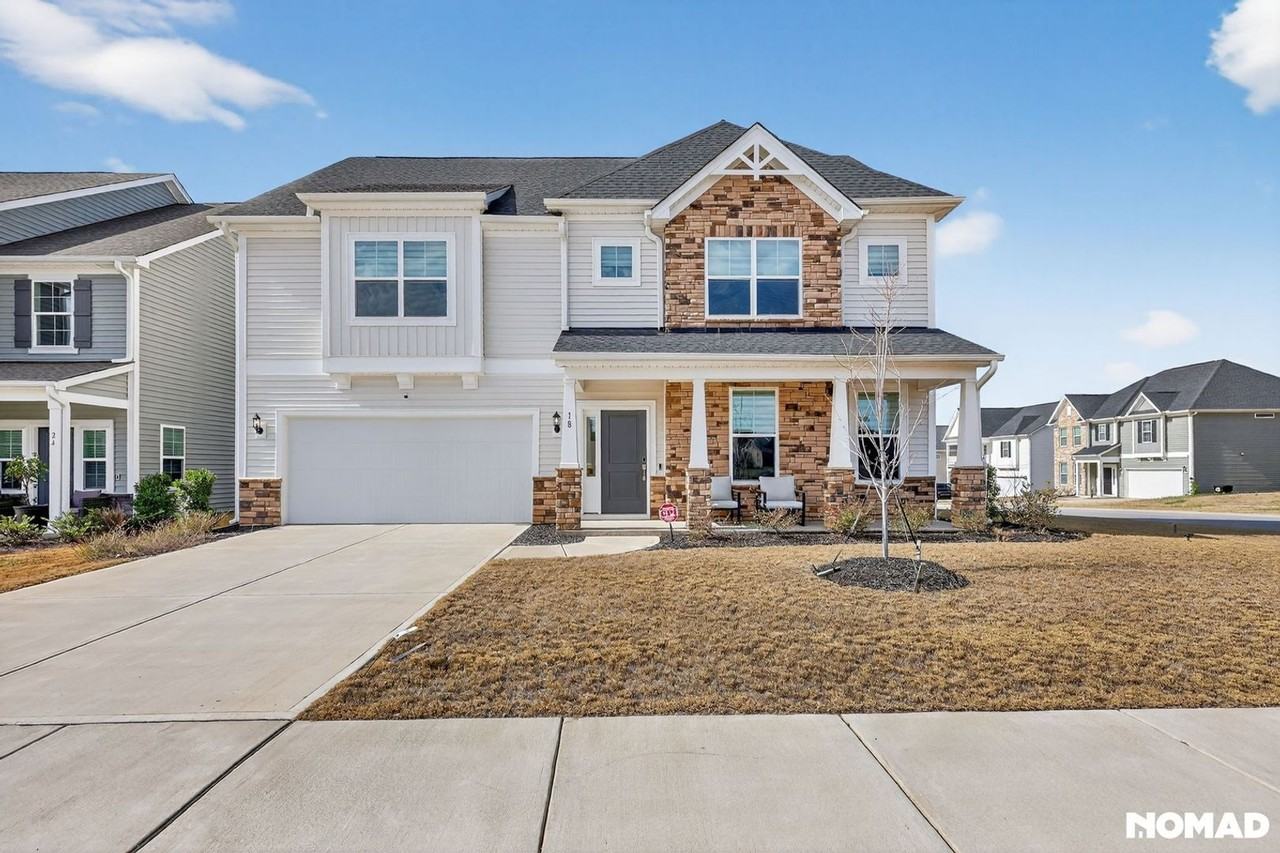 18 S Maple Walk Dr - Photo 3 of 26