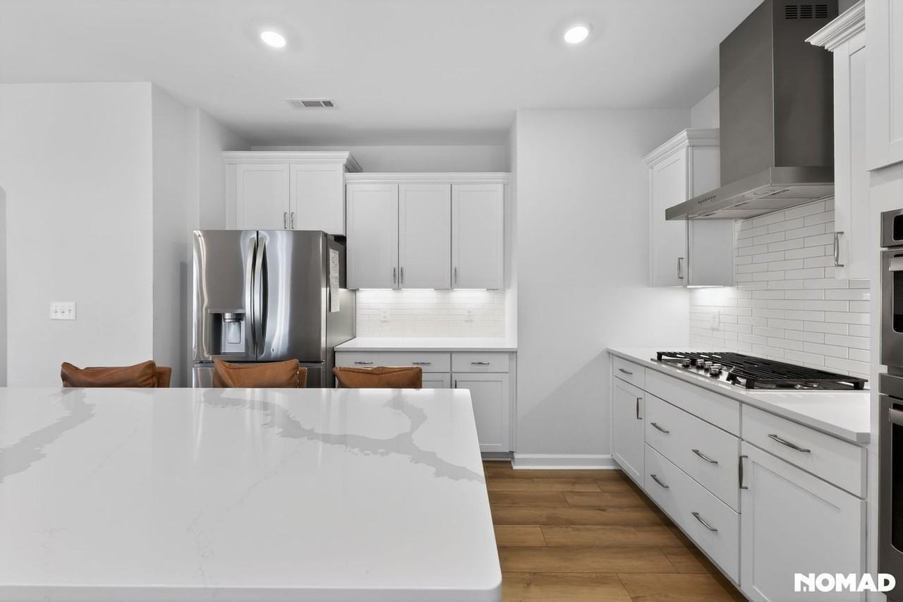 18 S Maple Walk Dr - Photo 6 of 26