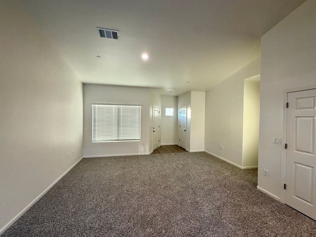 1006 Aggies Ave - Photo 7 of 13