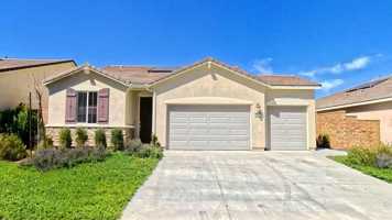 featured image of 32202 Prairie Crossing Dr