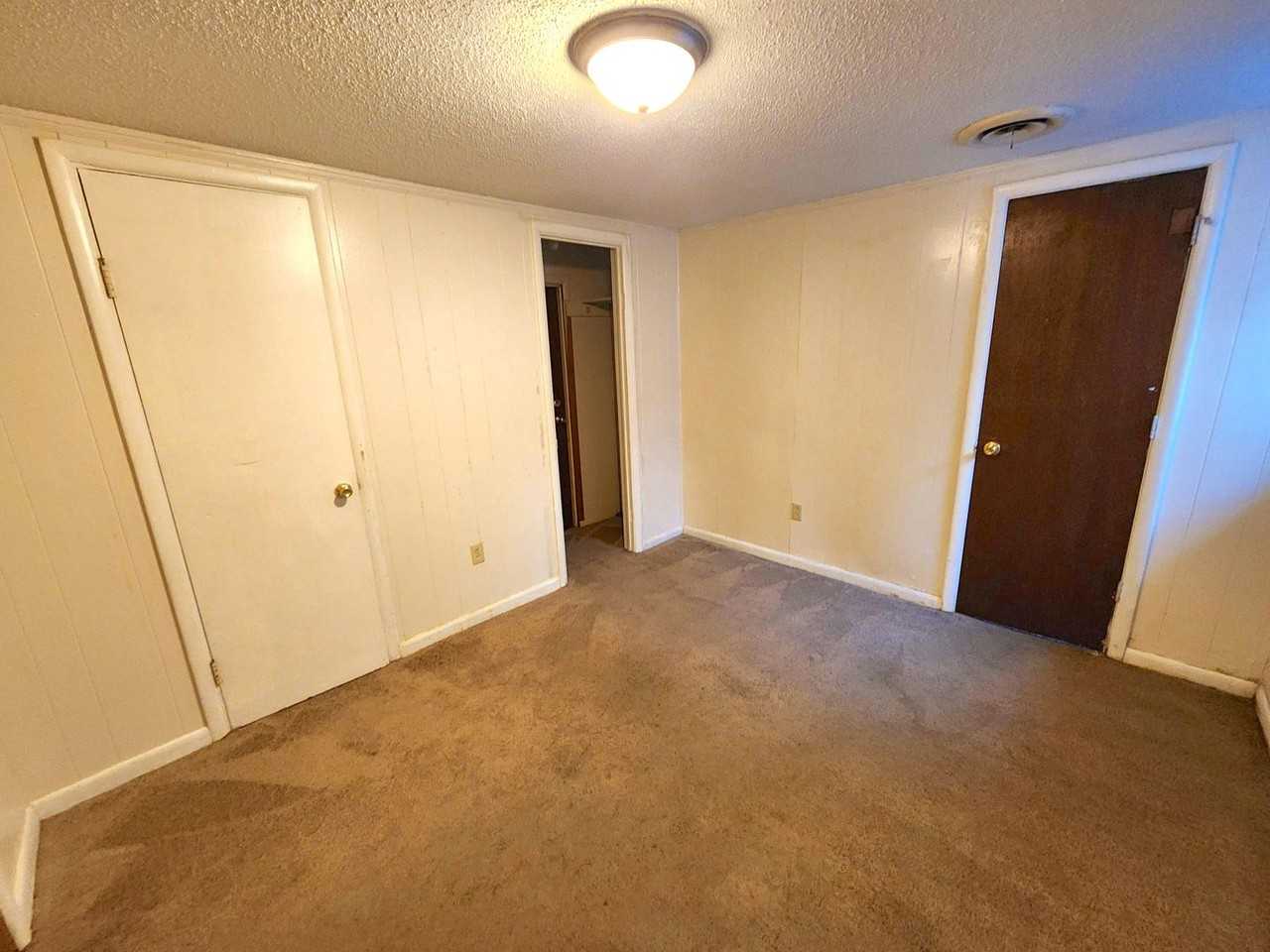 1239 Sw Oakley Ave #B1 - Photo 7 of 10