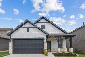 featured image of 428 English Oak St