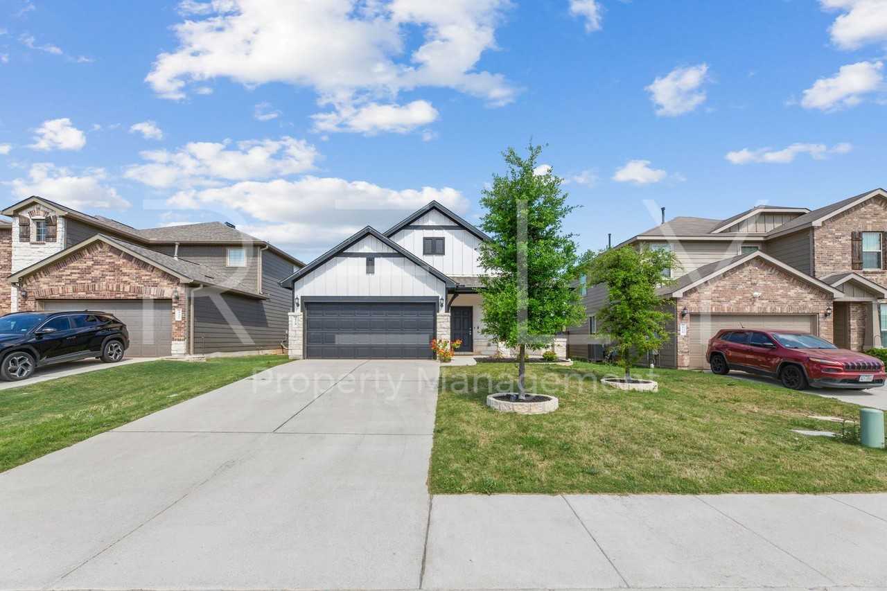 428 English Oak St - Photo 6 of 35