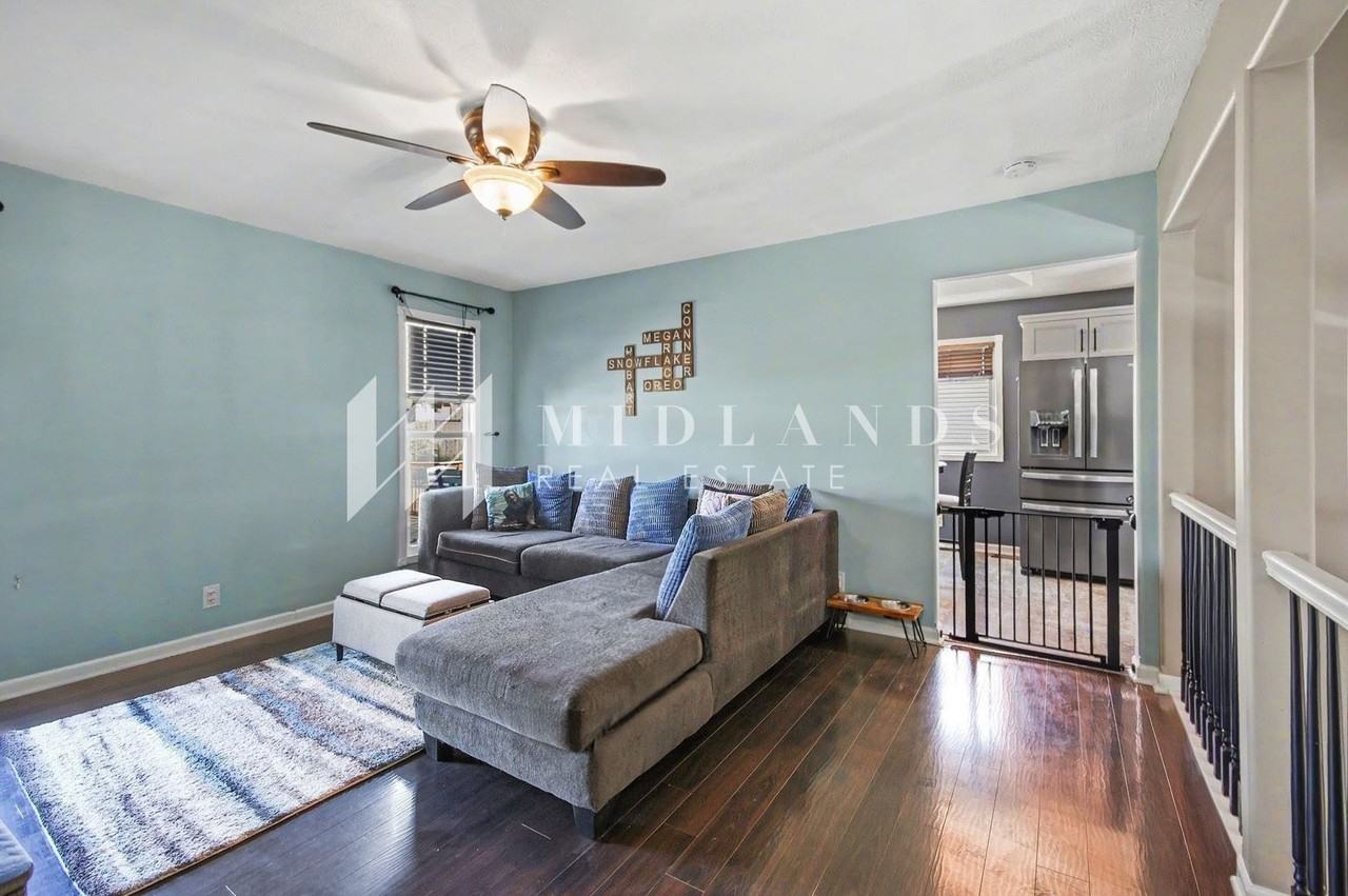 8513 S 143rd St - Photo 5 of 25