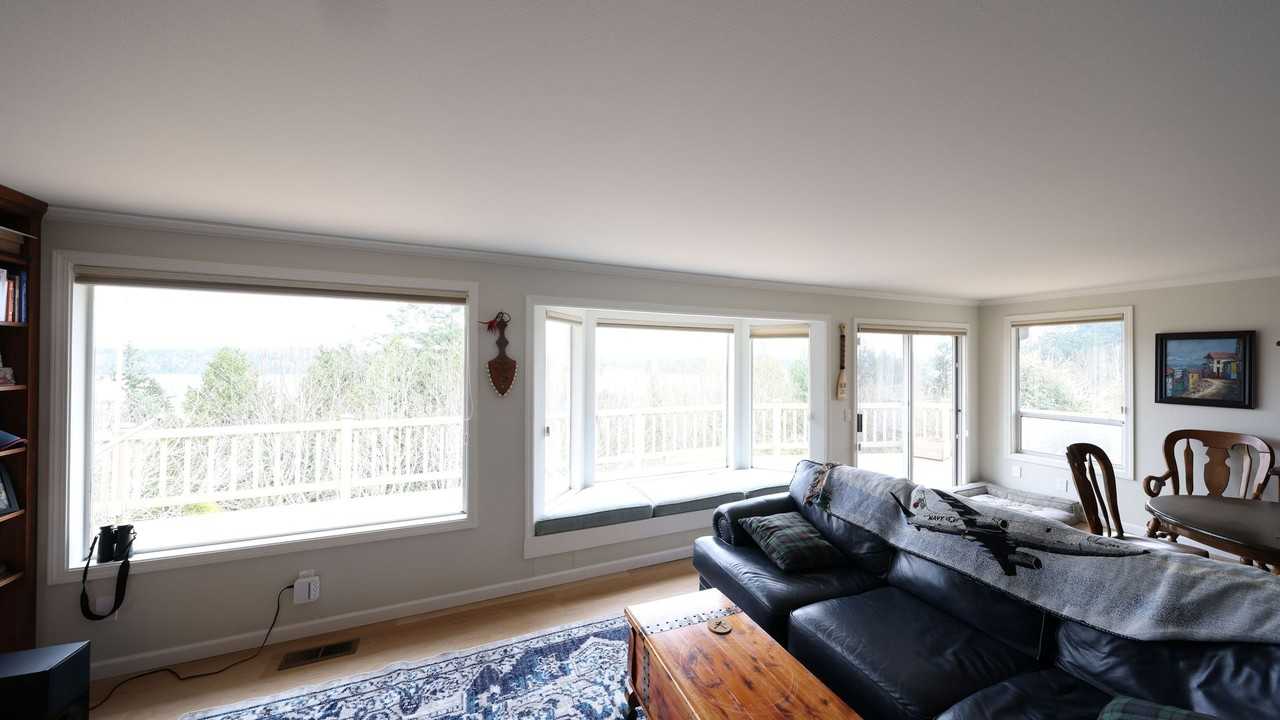 14329 Gibralter Rd - Photo 4 of 21