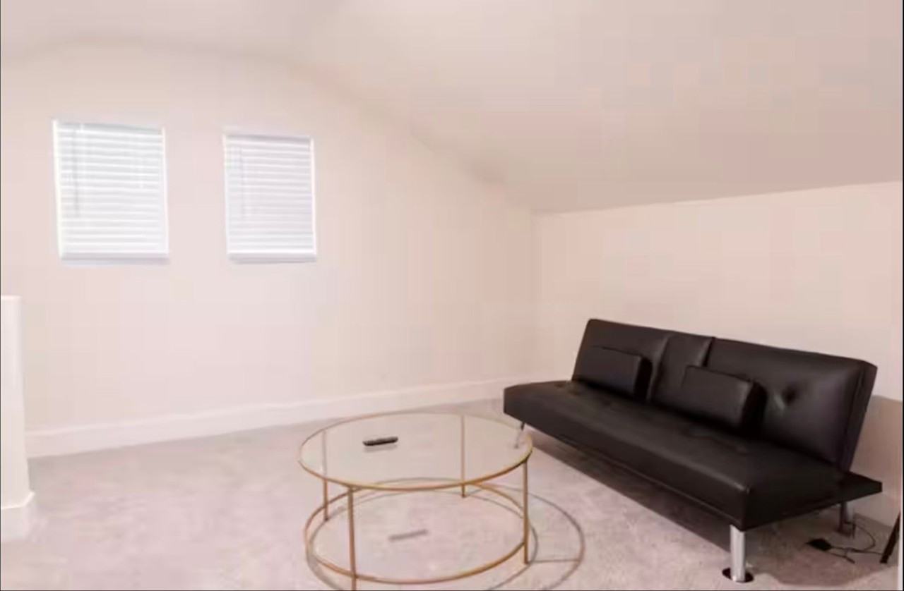 16502 Fox Knl - Photo 4 of 37