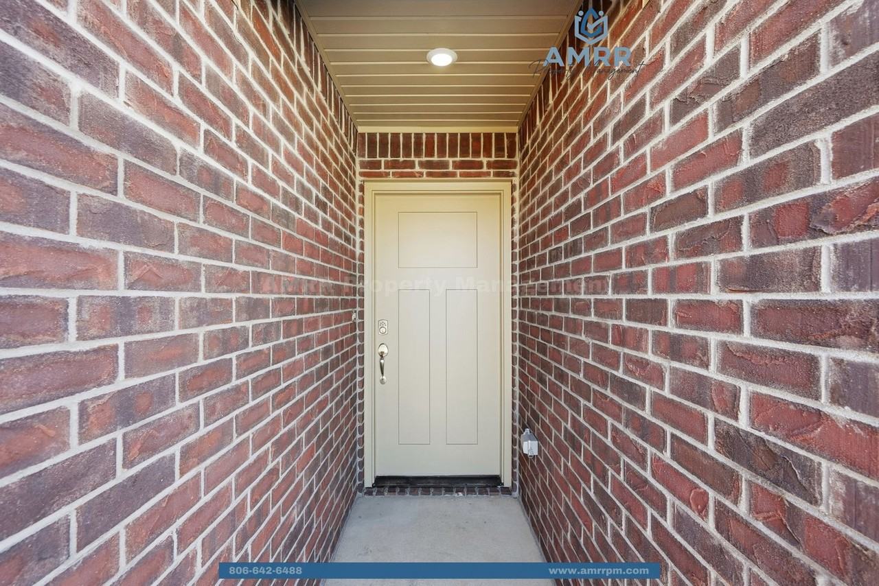 400 Cattleman Ln - Photo 5 of 29