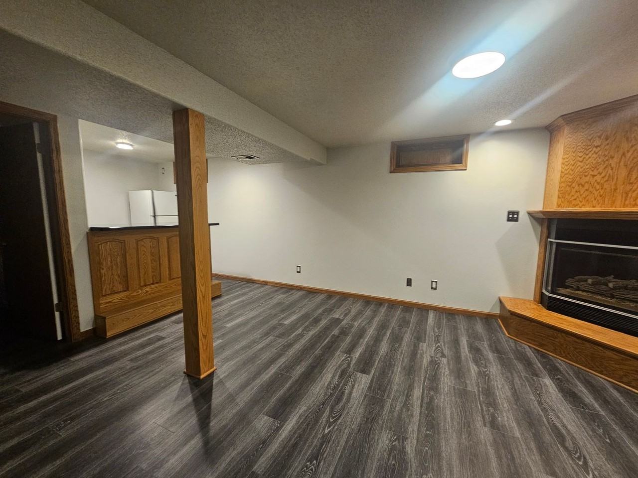 319 Prairie Ave - Photo 2 of 16