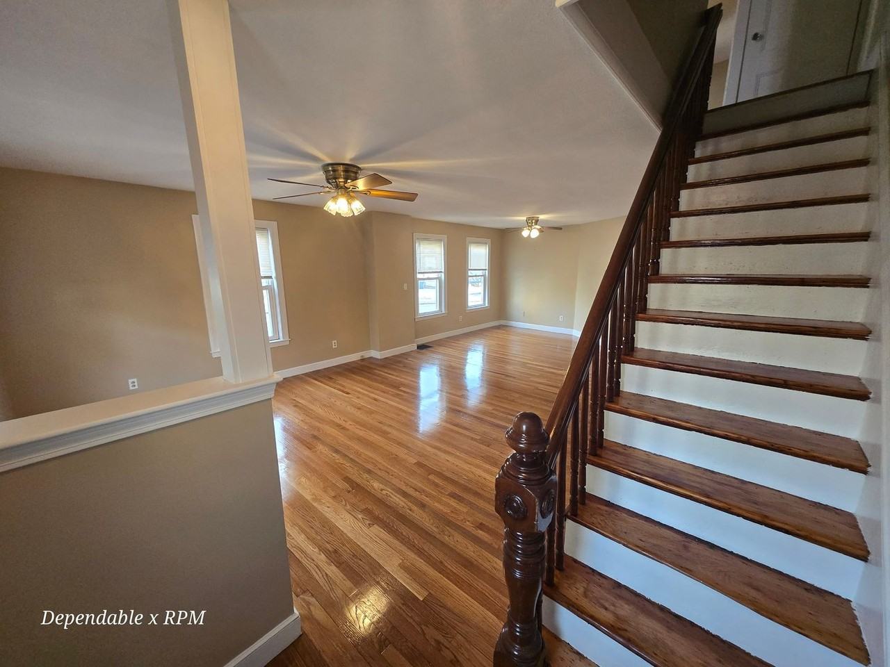 232 Nahatan St - Photo 3 of 31