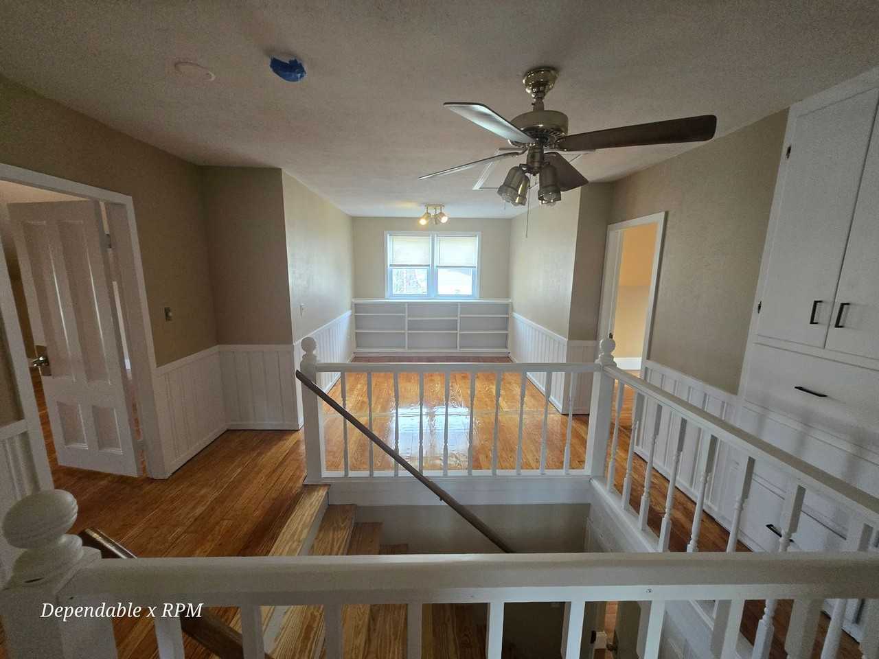 232 Nahatan St - Photo 7 of 31