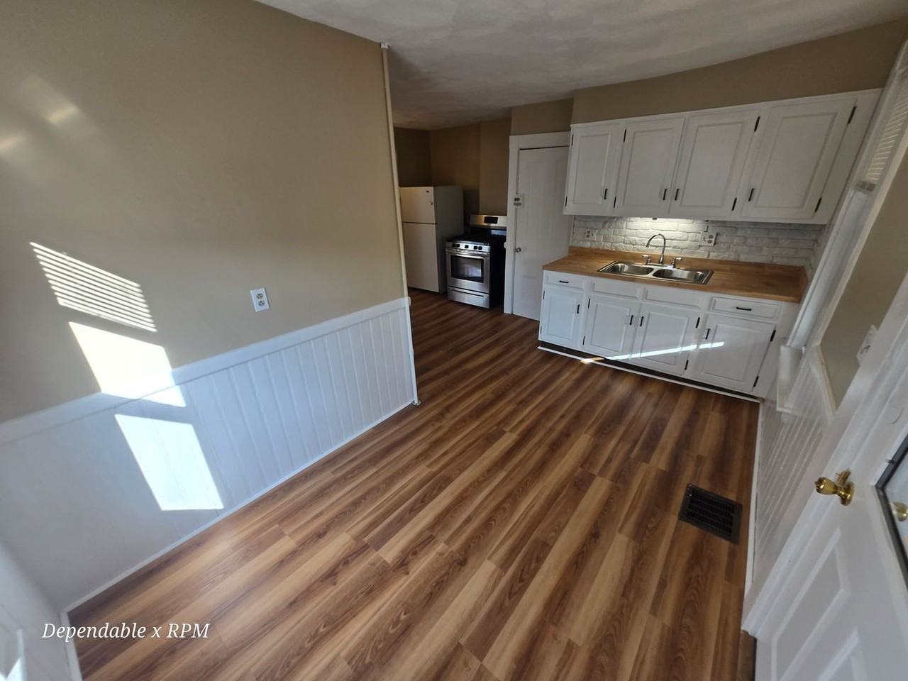 234 Nahatan St #1 - Photo 5 of 9