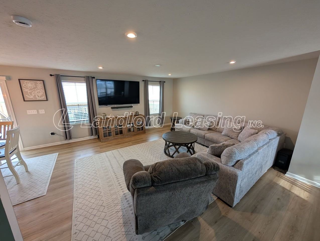 4500 Bellow Dr - Photo 5 of 25