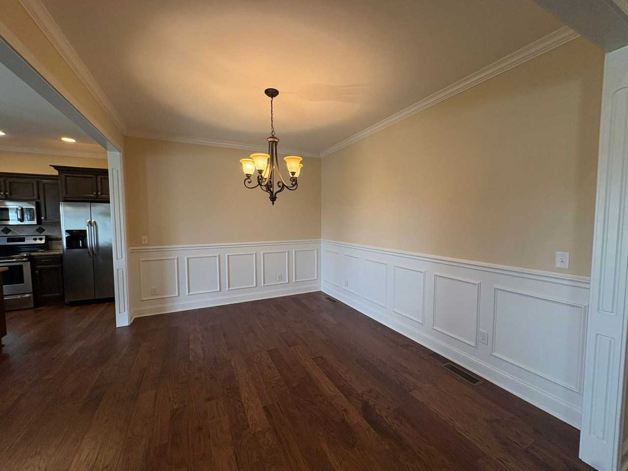 3020 Equestrian Ct - Photo 4 of 18