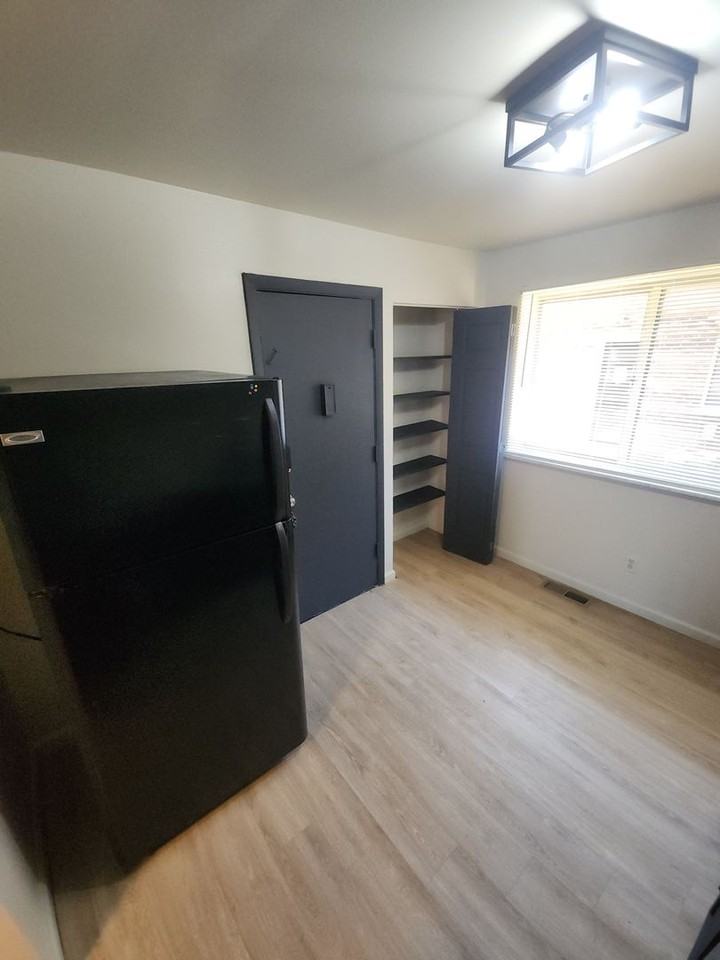 Sloane Square (marketing only) - Photo 2 of 13