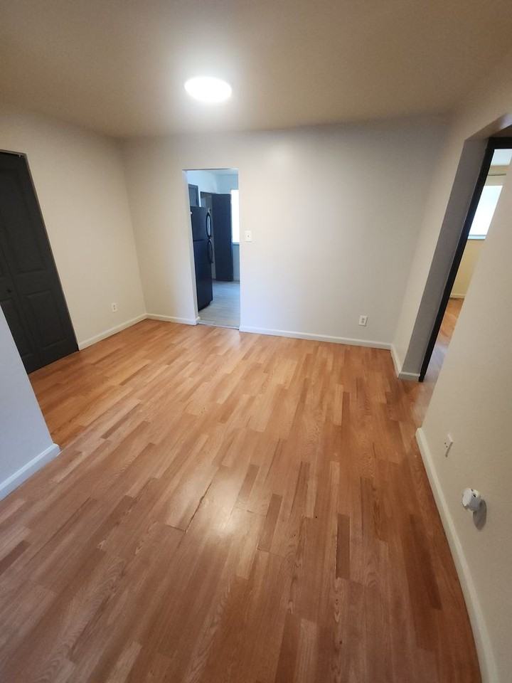 Sloane Square (marketing only) - Photo 4 of 13