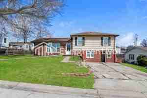 featured image of 1020 Magnolia W