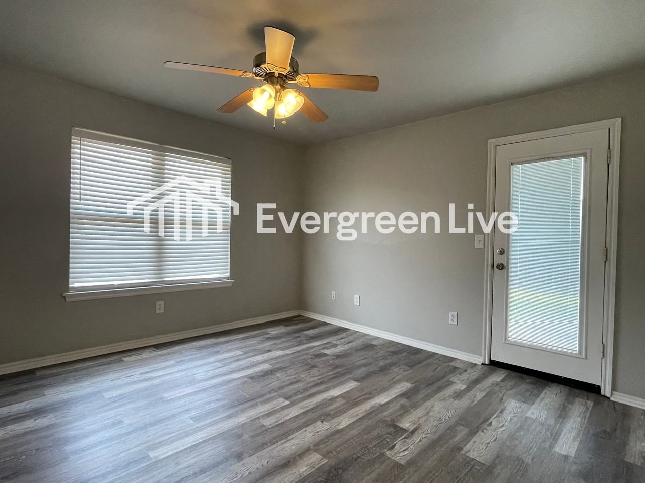 10605 Sw 32nd St - Photo 5 of 11