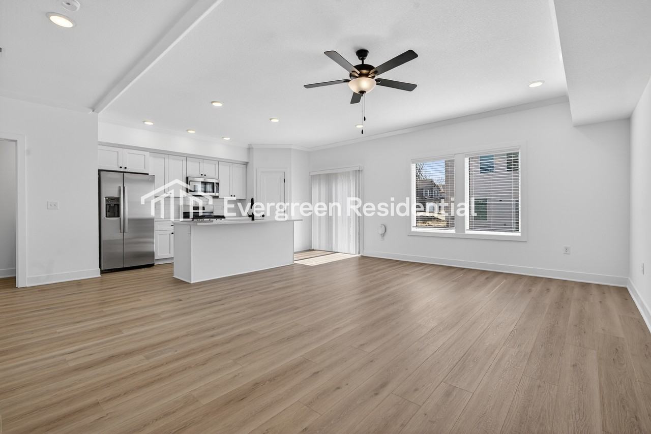 7001 Nw 82nd Ter - Photo 2 of 27