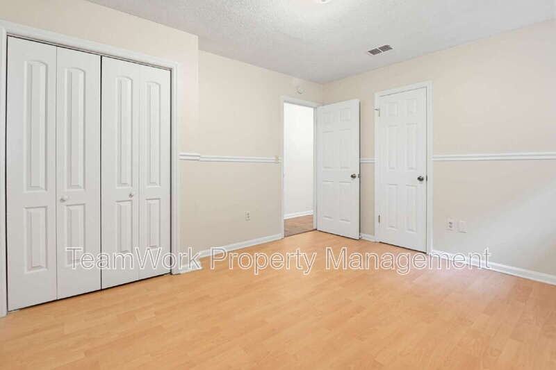 4467 Donwood Cir - Photo 7 of 28