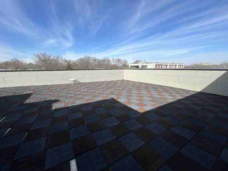 826 Pennsylvania St - Photo 4 of 10