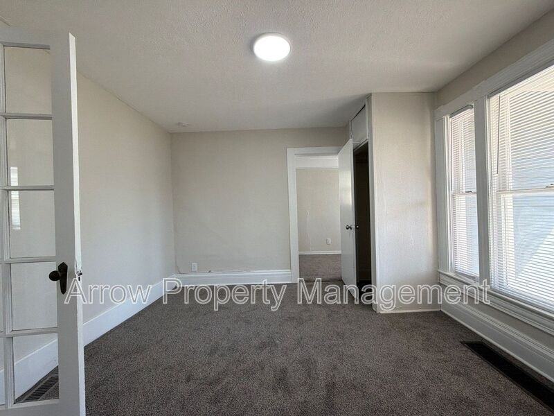 3424 S St #1 - Photo 6 of 14