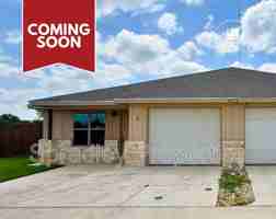 featured image of 1013 Kerr Ct Apt A #Apt A