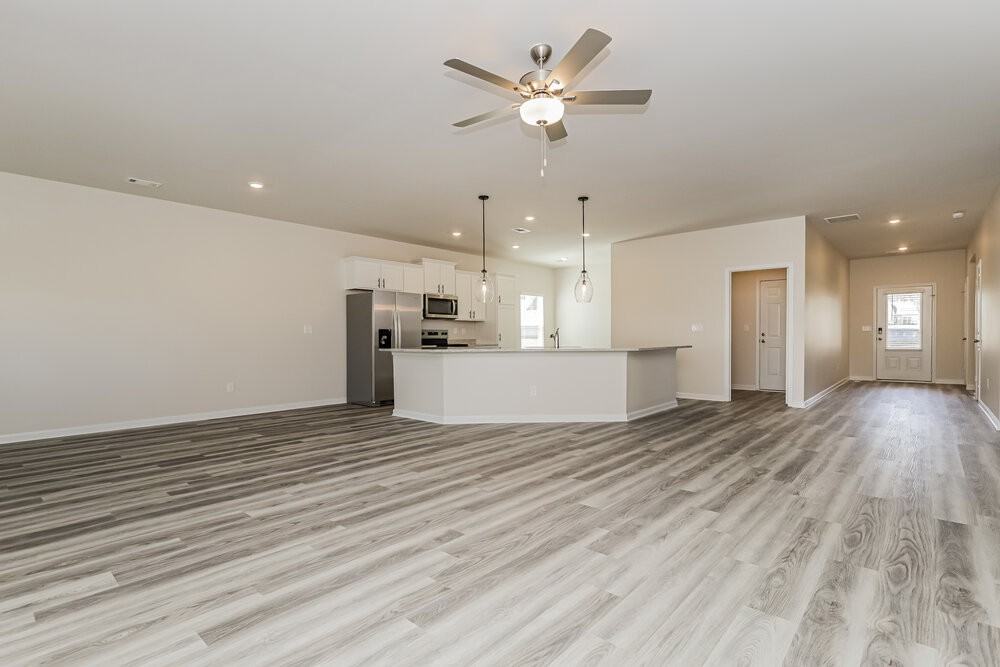 1516 Big Bud Ln - Photo 5 of 25