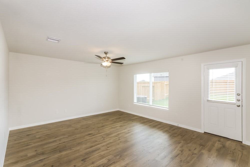 425 Sunny Highlands Dr - Photo 4 of 19