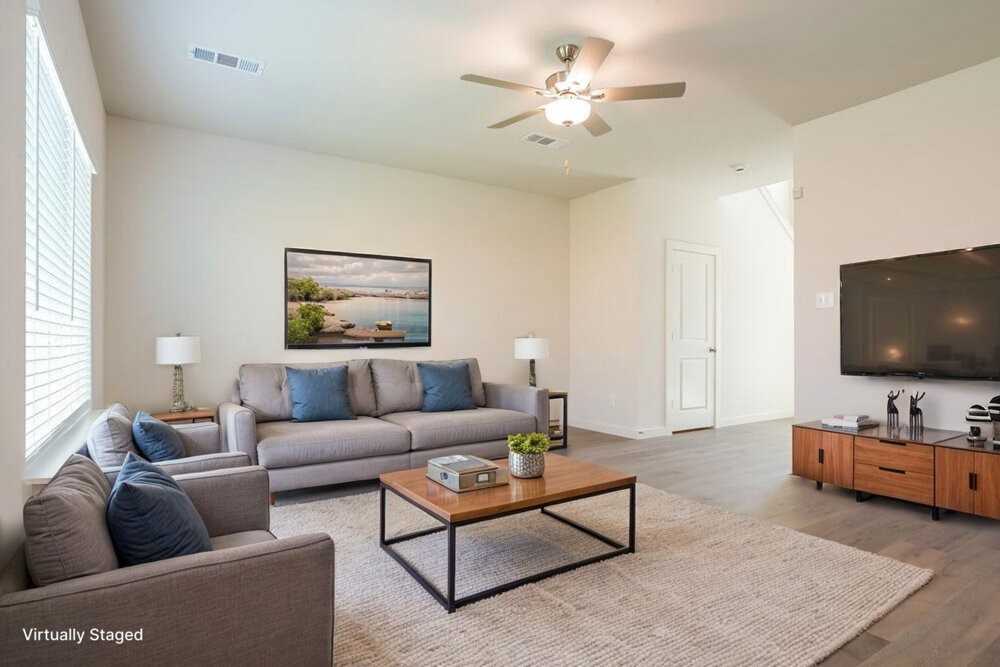 421 Watson Ct - Photo 6 of 26