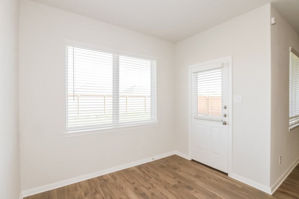 7534 Tipton Meadow Way - Photo 6 of 22