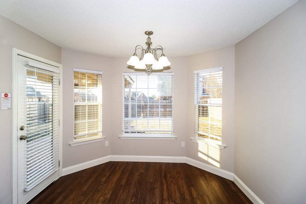 145 Penny Ln - Photo 6 of 16