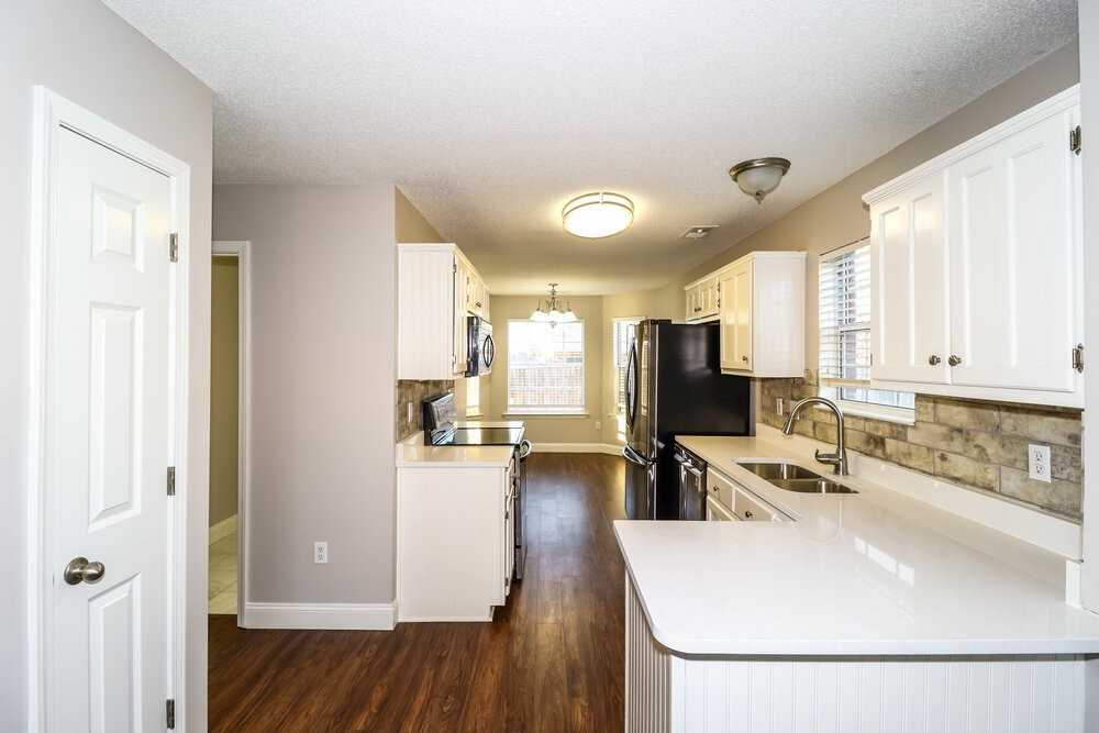 145 Penny Ln - Photo 7 of 16