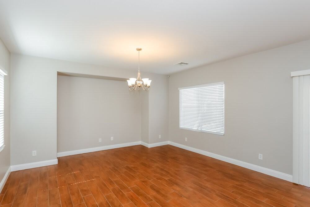 2900 Rothesay Ave - Photo 5 of 20