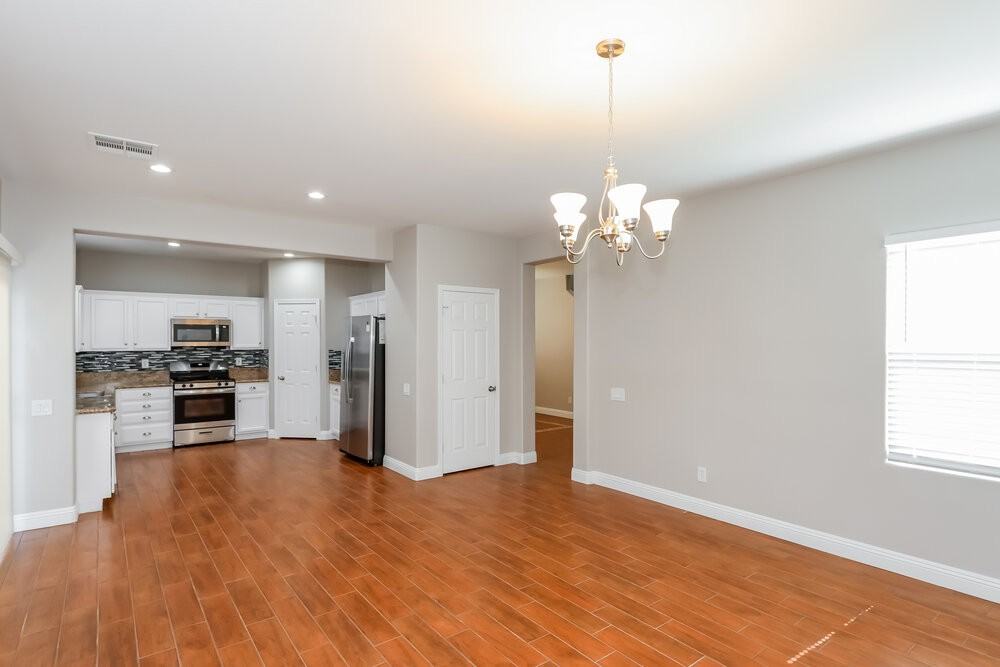 2900 Rothesay Ave - Photo 7 of 20