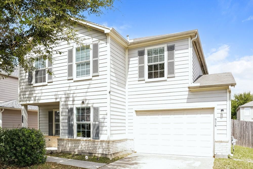 914 Eagles Glide Dr - Photo 4 of 17