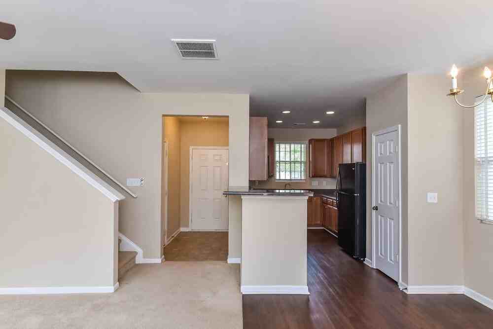 3625 Roseman Lndg - Photo 6 of 17