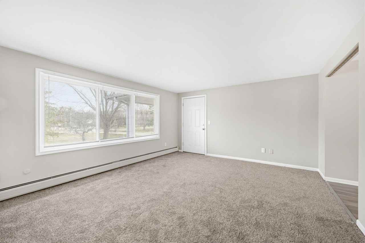 Huron River Shelby - Photo 5 of 12