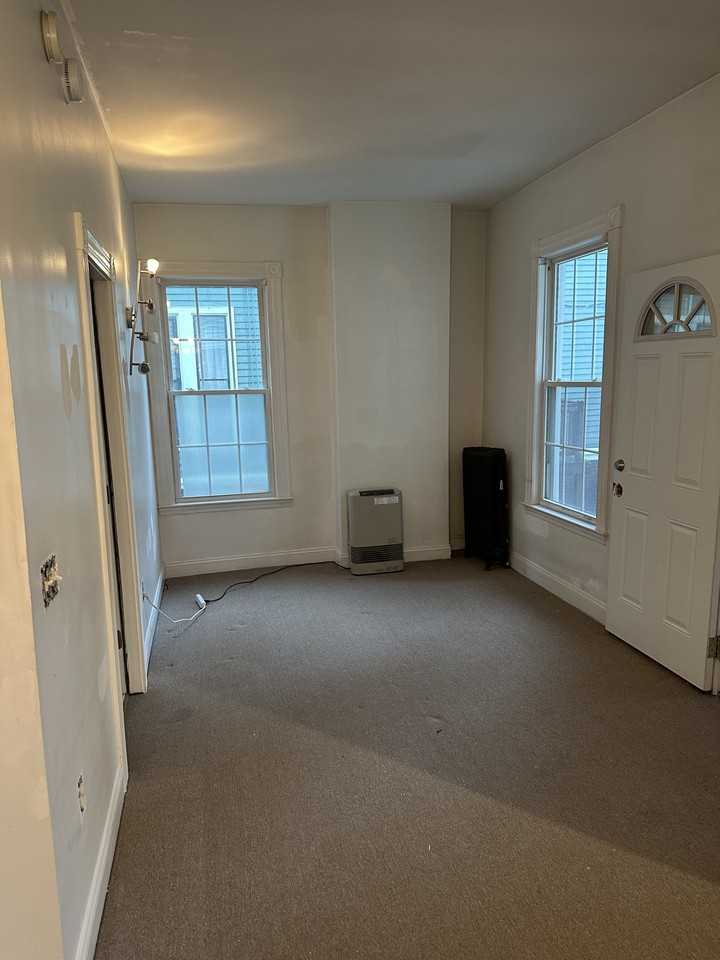 515 Cumberland Avenue - Photo 3 of 7