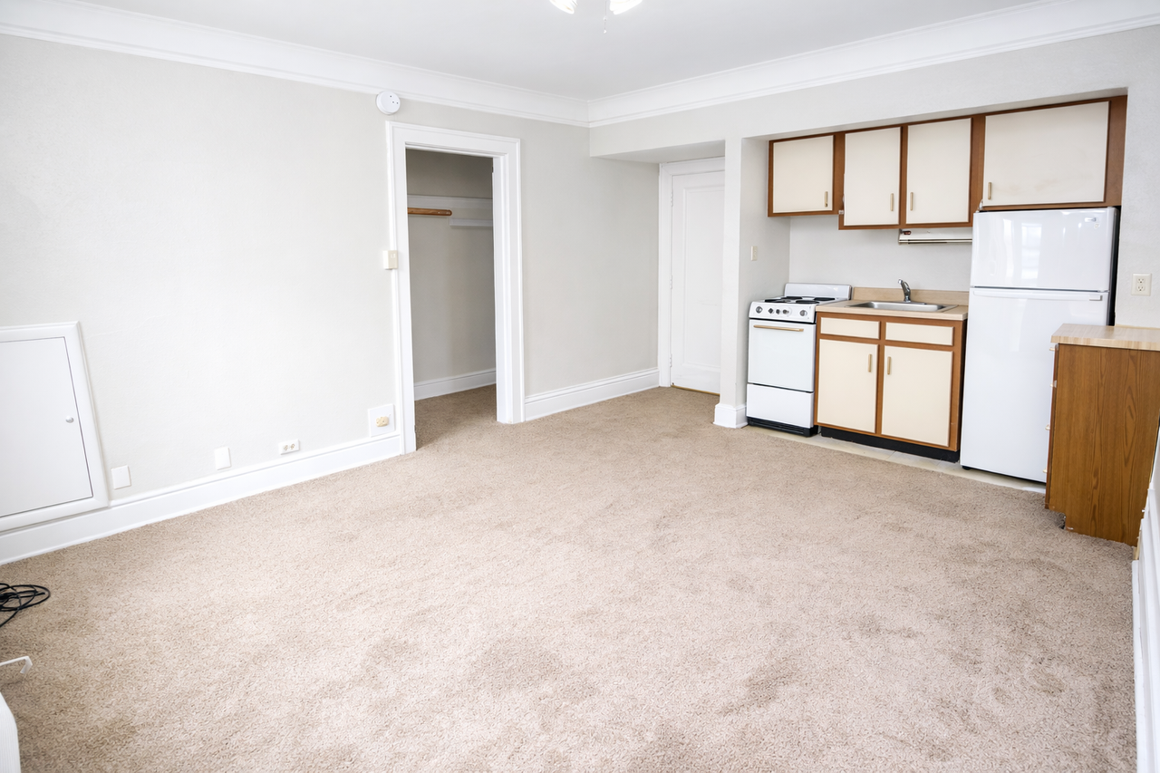 ADRIAN APARTMENTS -- 151 - Photo 2 of 25
