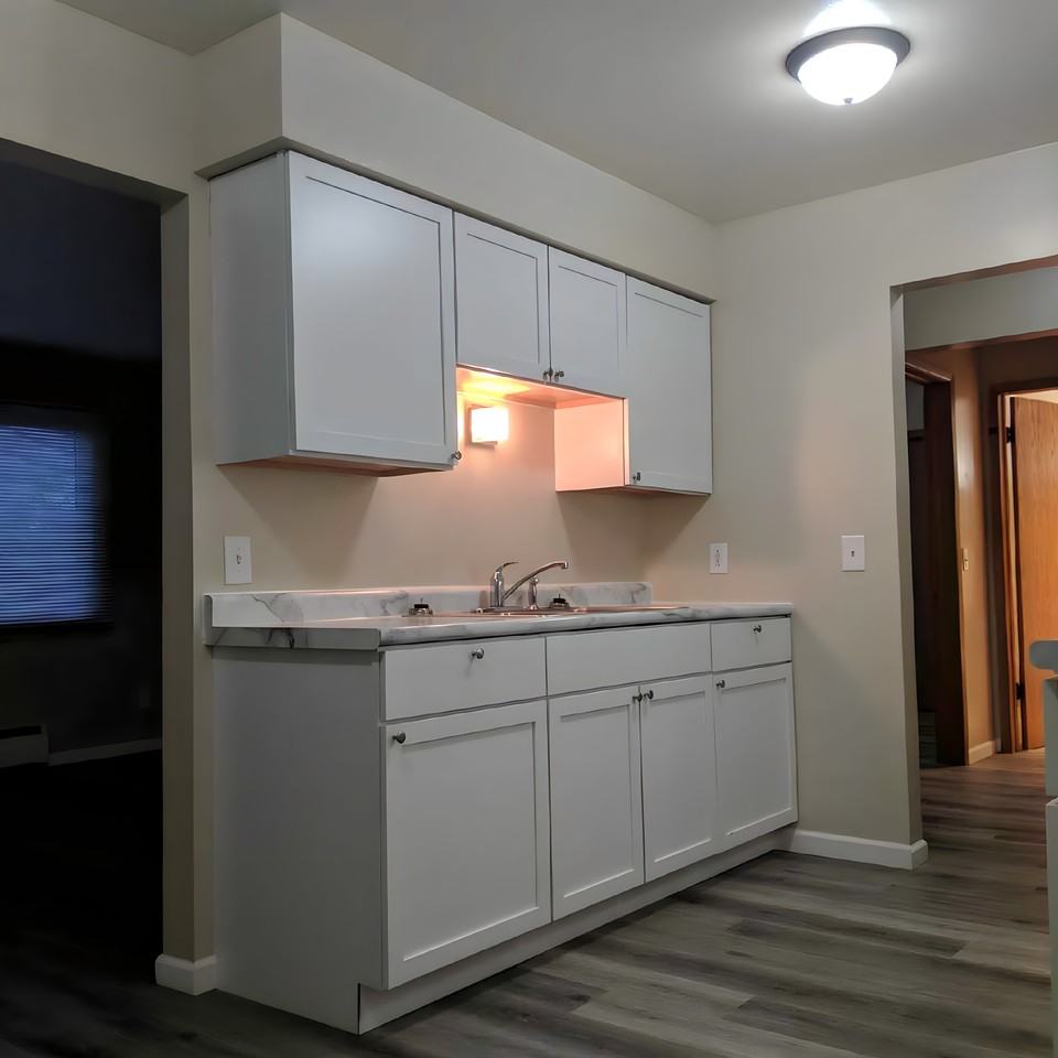 Fremont 3600 - Photo 6 of 50