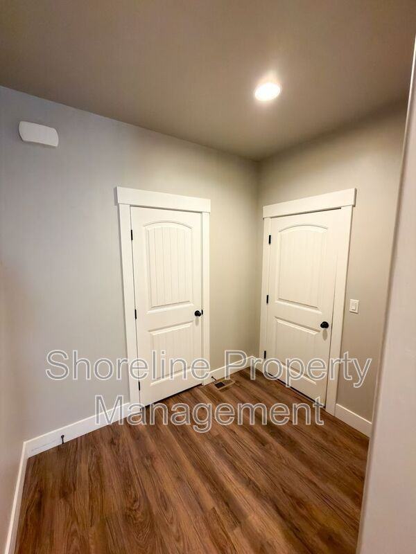 12913 S Salerno Ave - Photo 6 of 46