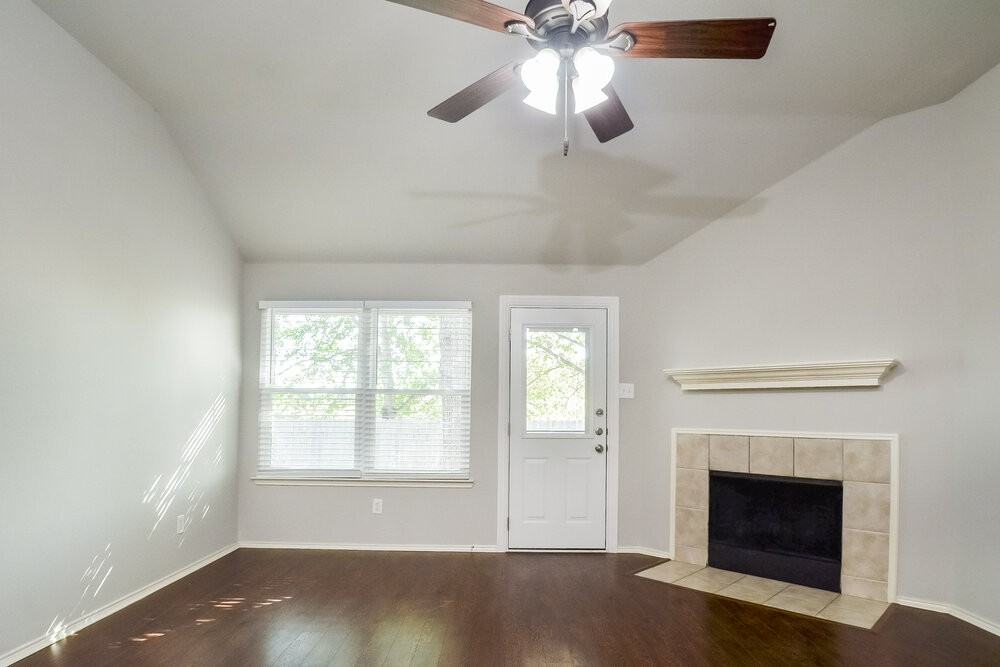 3720 Allison Dr - Photo 4 of 16