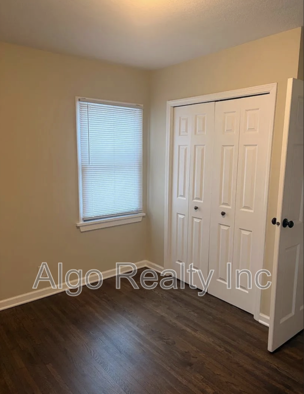 5109 48th Ave N - Photo 4 of 11